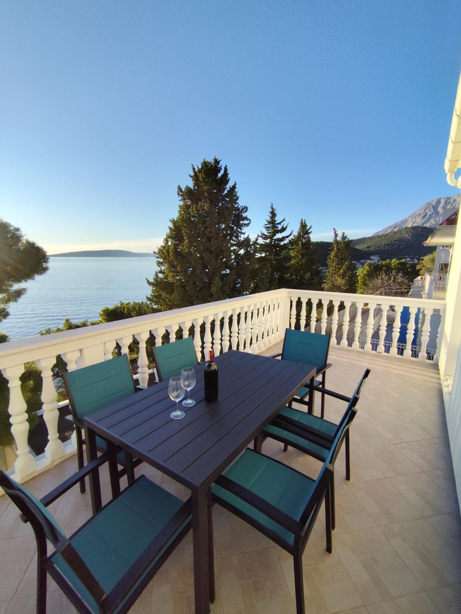 With Sea View Makarska Riviera Apartman *