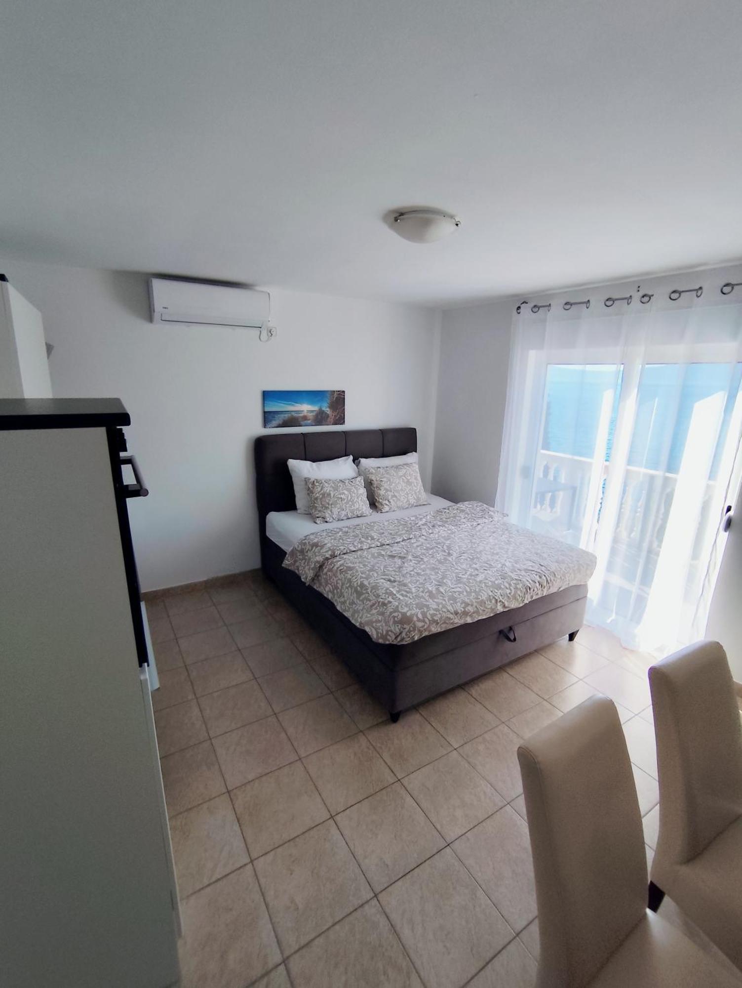 Apartman With Sea View Makarska Riviera Drvenik (Split-Dalmatia)